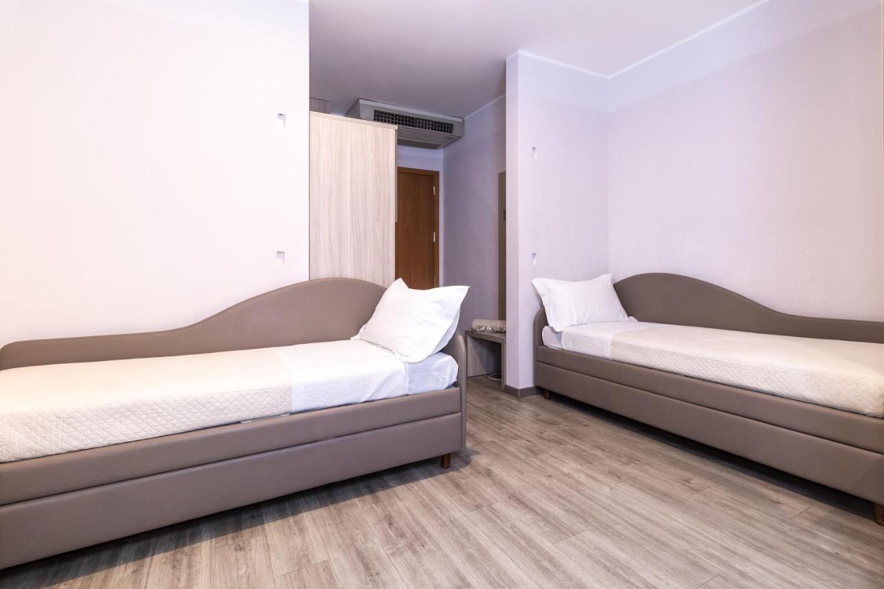 Hotel Alfonsina Riccione Ngoại thất bức ảnh